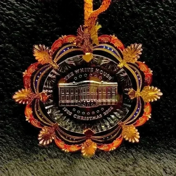 2002 Official White House Historical Association Christmas Ornament - Picture 1 of 7